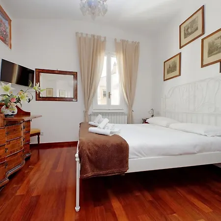 4bnb - Navona Rooftop דירה *