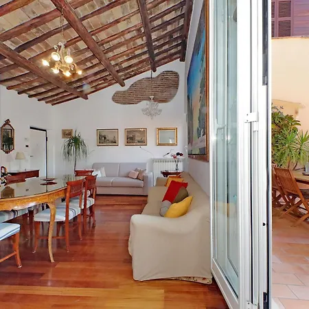 4bnb - Navona Rooftop *